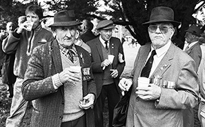 ANZAC Day : Melbourne : Australia : Personal Photo Projects : Photos : Richard Moore : Photographer